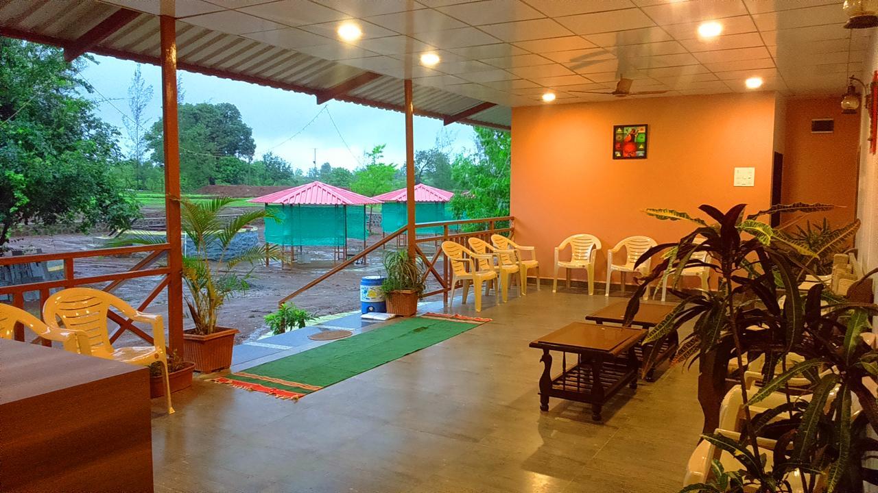 Hotel Prakruti Agro Farm Jawhār Exterior foto